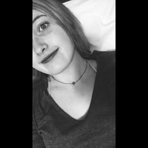 Meet your Posher, Maegan